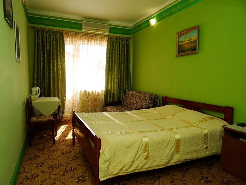 "Кленовый Лист" мини-гостиница в Геленджике