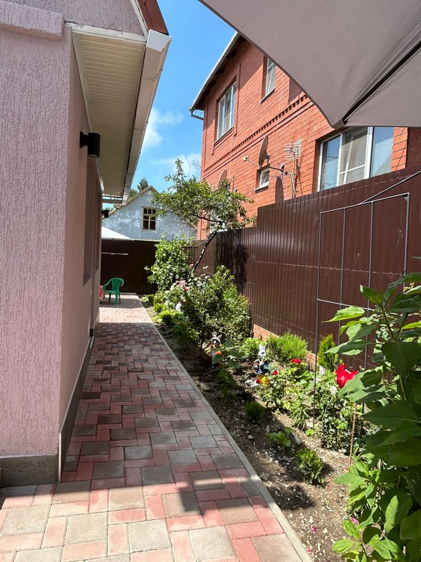 Дом под-ключ Некрасова 19 в Геленджике Дом под-ключ Некрасова 19 в Геленджике