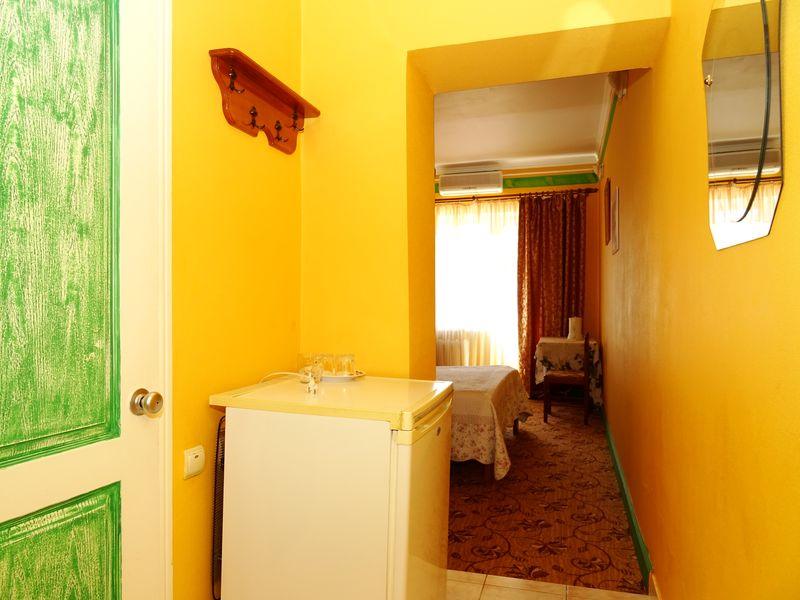 "Кленовый Лист" мини-гостиница в Геленджике